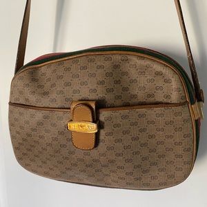 Vintage 90s Gucci Leather Web Monogram Crossbody Bag – Mint Market